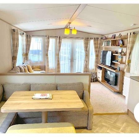 Hastings Holiday Home At Fairlight Lodge Beauport Holiday Park St Leonards-on-Sea ภายนอก รูปภาพ