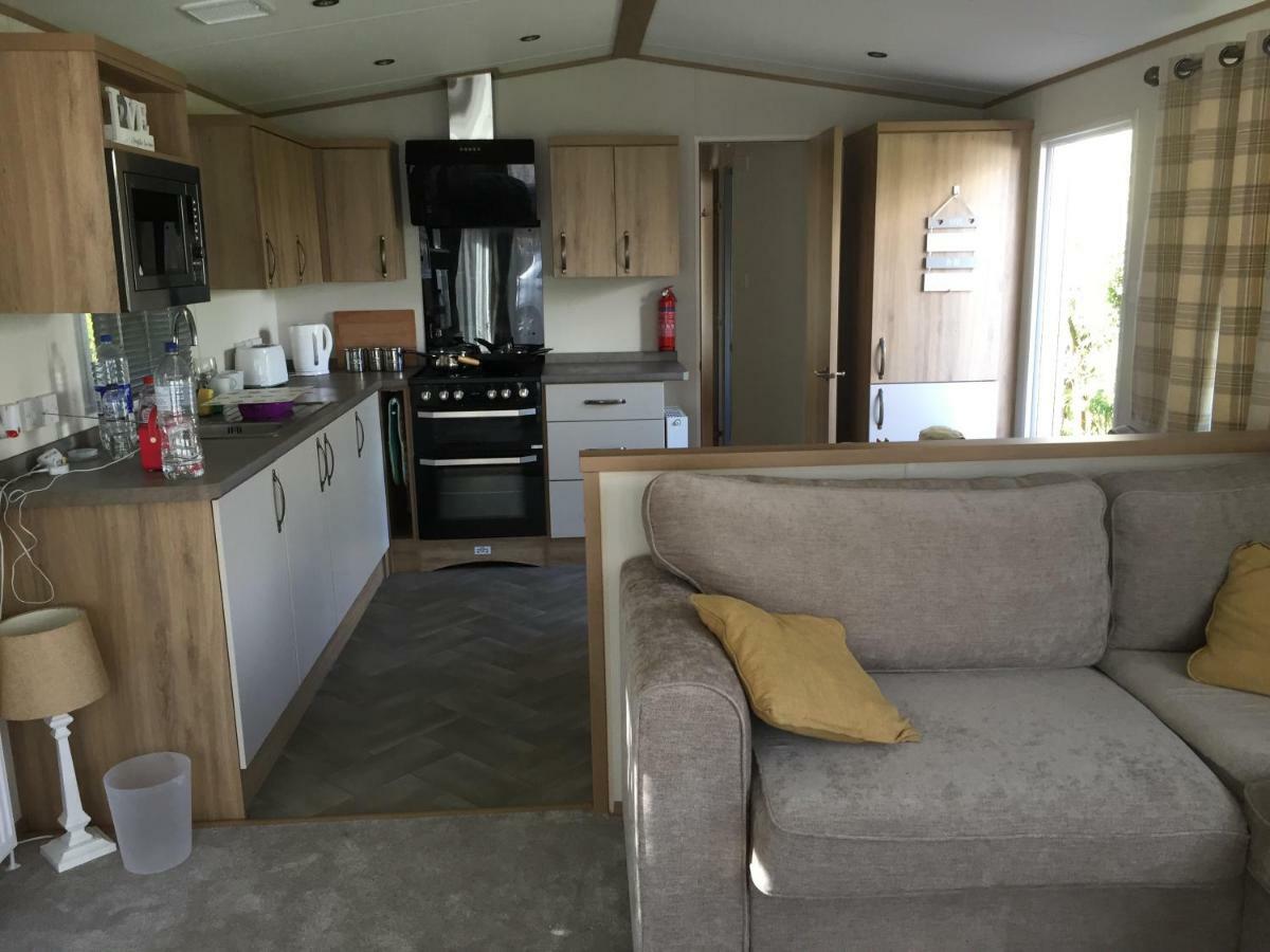 Hastings Holiday Home At Fairlight Lodge Beauport Holiday Park St Leonards-on-Sea ภายนอก รูปภาพ