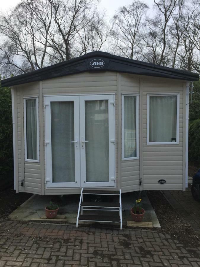Hastings Holiday Home At Fairlight Lodge Beauport Holiday Park St Leonards-on-Sea ภายนอก รูปภาพ